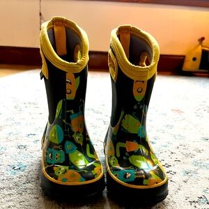 BOGS toddler size 7 winter boots